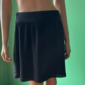 💚💚NWOT LOFT Black Skater Mini Skirt for Casual Occasions💚💚